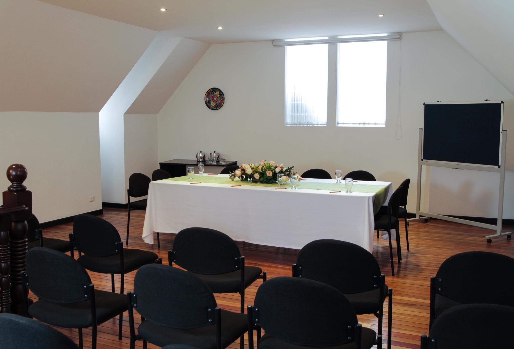 Matisse Hotel Bogota Bagian luar foto